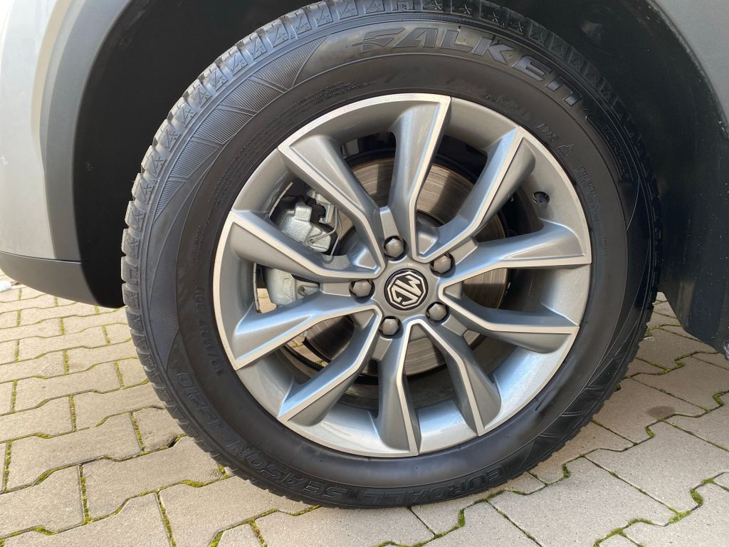 Fahrzeugabbildung MG HS 1.5 Benzin Automatik Comfort *Cam*Shz*NAVI*