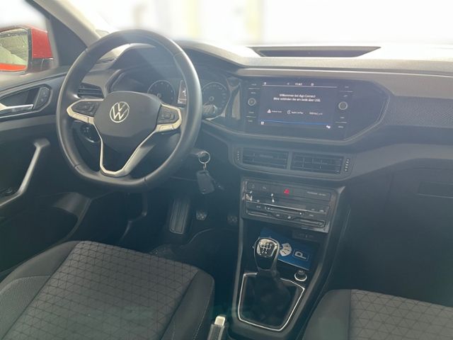 Fahrzeugabbildung Volkswagen T-Cross 1.0 TSI LIFE APP-CONNECT ACC GJR