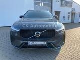 Volvo XC60 B5 R-Design 2WD/Navi/Pano/LED/ACC/Kamera - gebrauchte Volvo XC60 aus dem Jahr 2022
