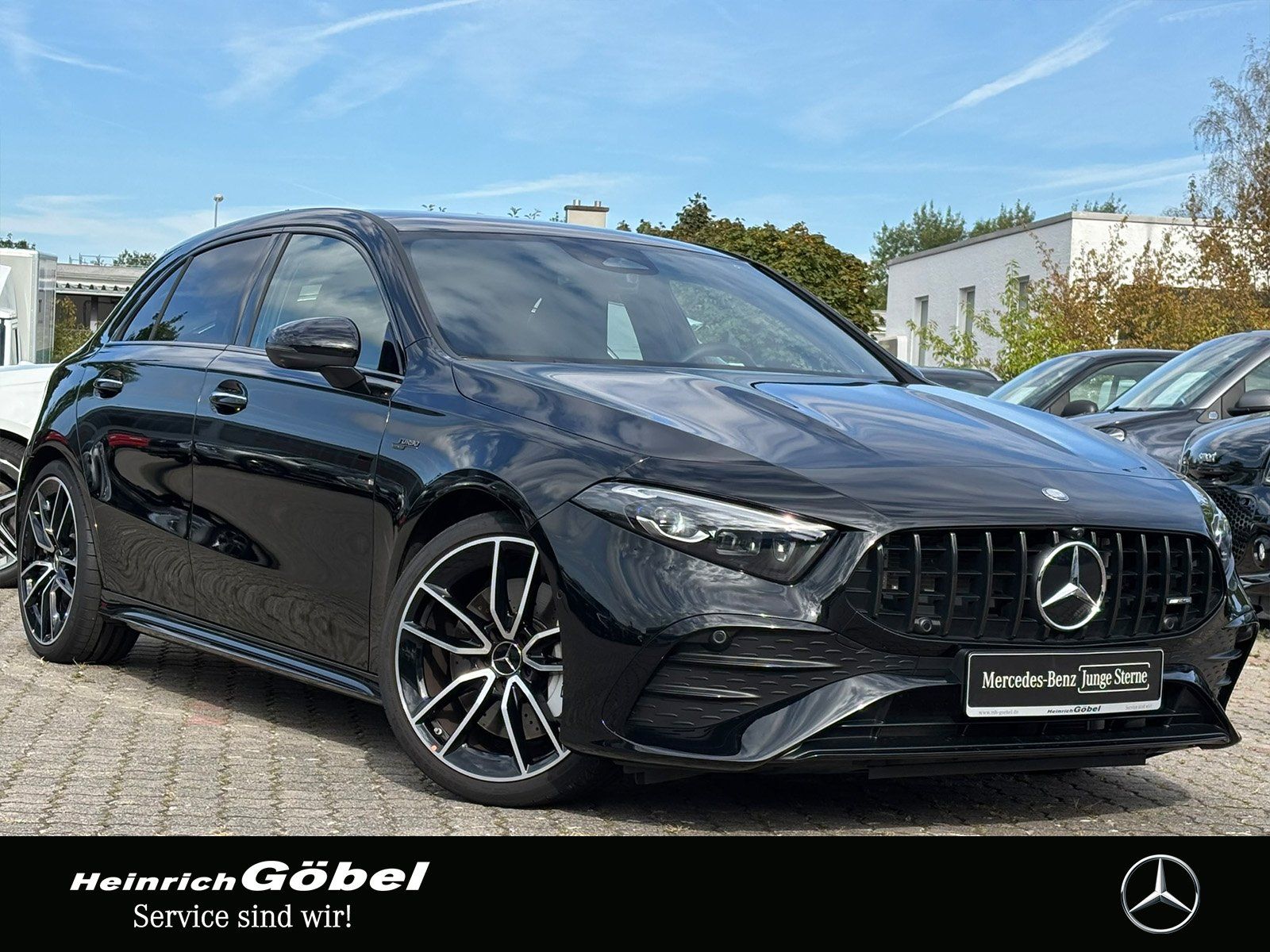 Fahrzeugabbildung Mercedes-Benz AMG A 35 HEAD-UP*PANO*BURMESTER*DISTRONIC*360°*