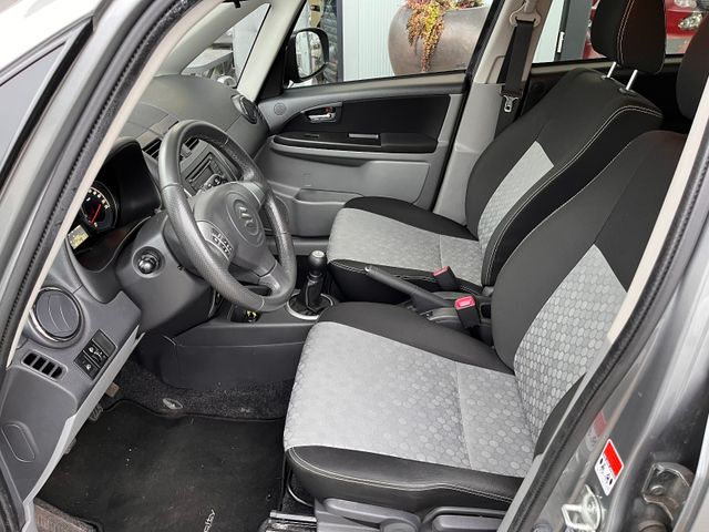 Fahrzeugabbildung Suzuki SX4 Classic City +