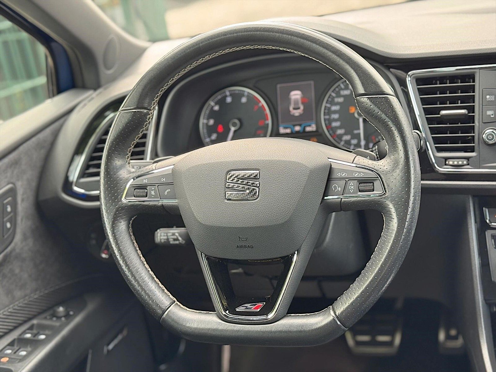 Fahrzeugabbildung SEAT Leon ST Cupra 300 4Drive Performance *LED*Pano*