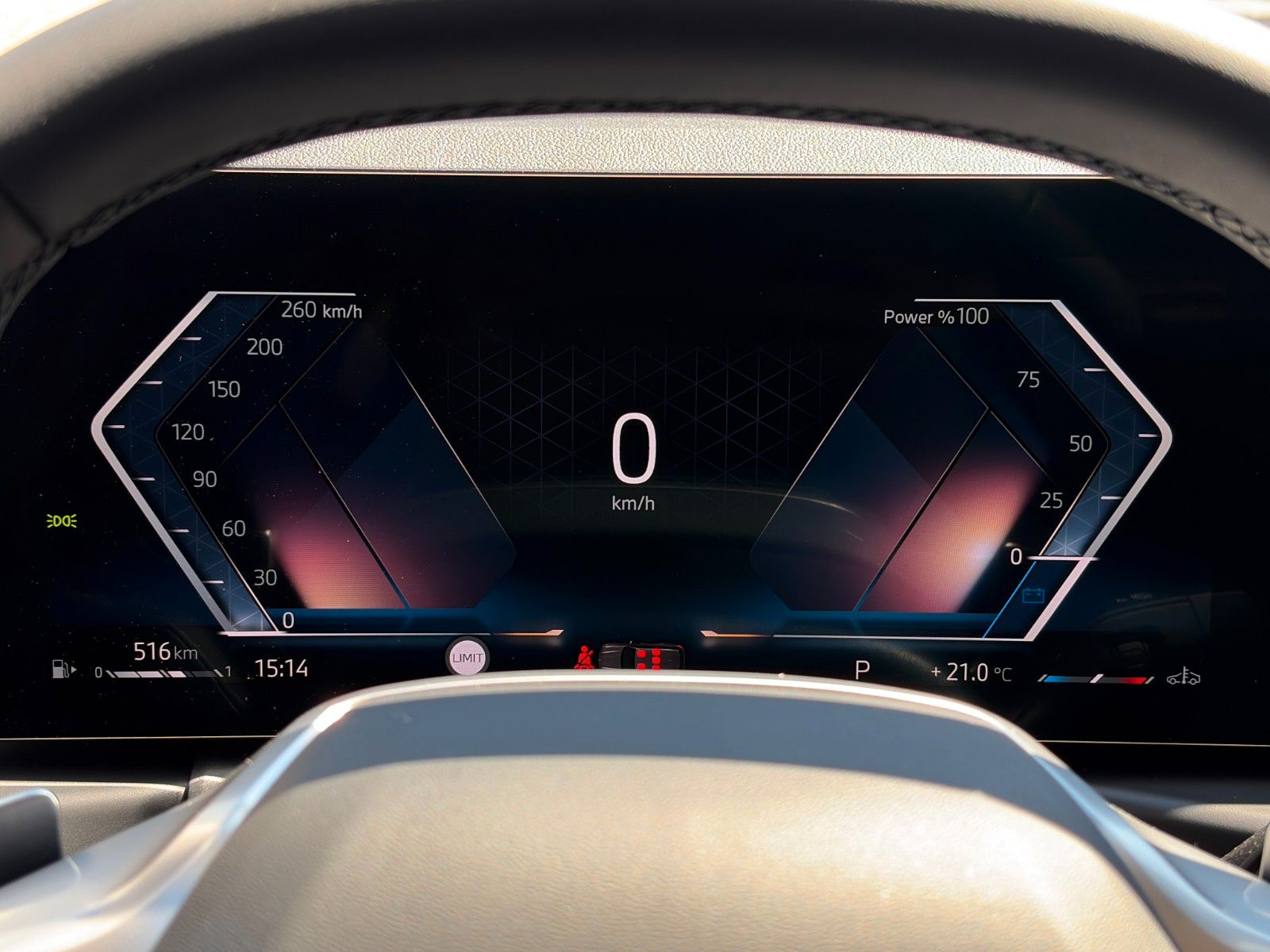 Fahrzeugabbildung BMW 318i Touring CockPit+ Alarm 3Z-Klima Kamera SHZ