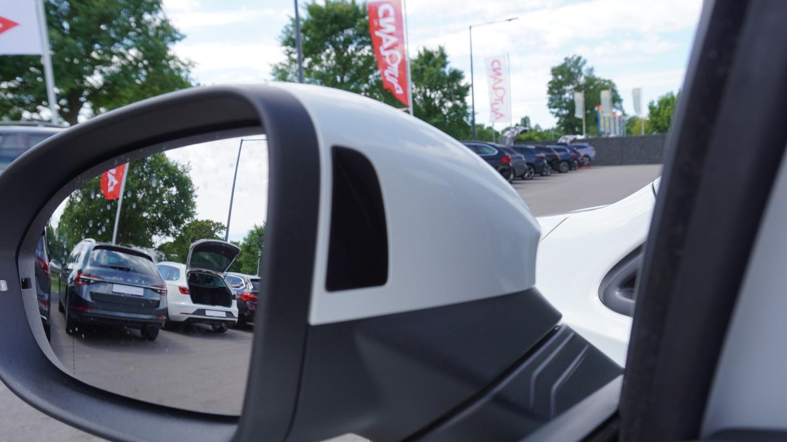Volkswagen Golf VIII 1.5 TSI Active LED ACC Standheizung, миниатюра 20