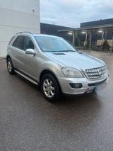 Mercedes-Benz Mercedes Benz ML 320 - Mercedes-Benz ML 320 in München