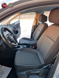 Volkswagen Tiguan - 7