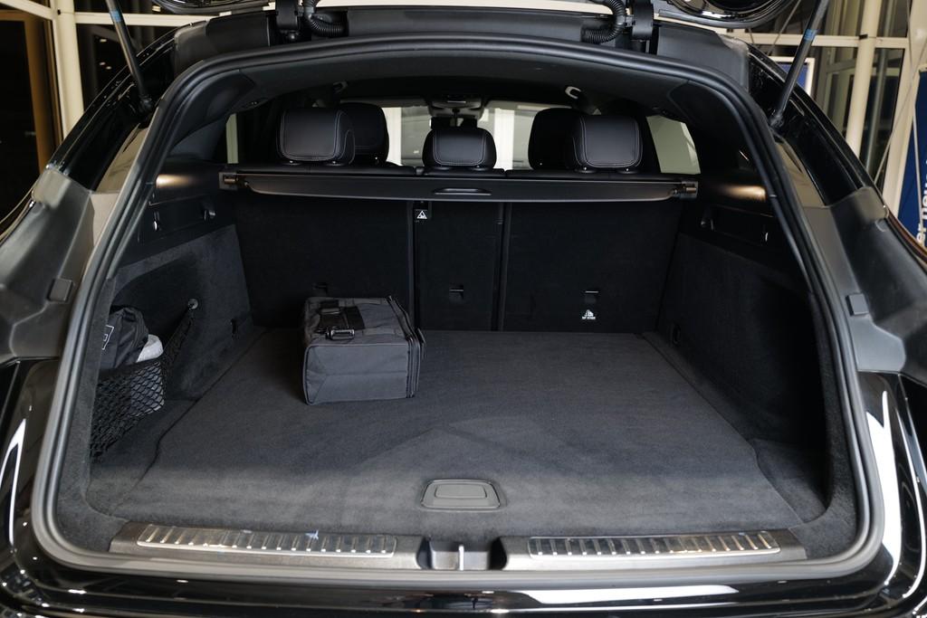 Mercedes-Benz EQC 400 4Matic 4x4 Keyless AHK Multibeam Navi