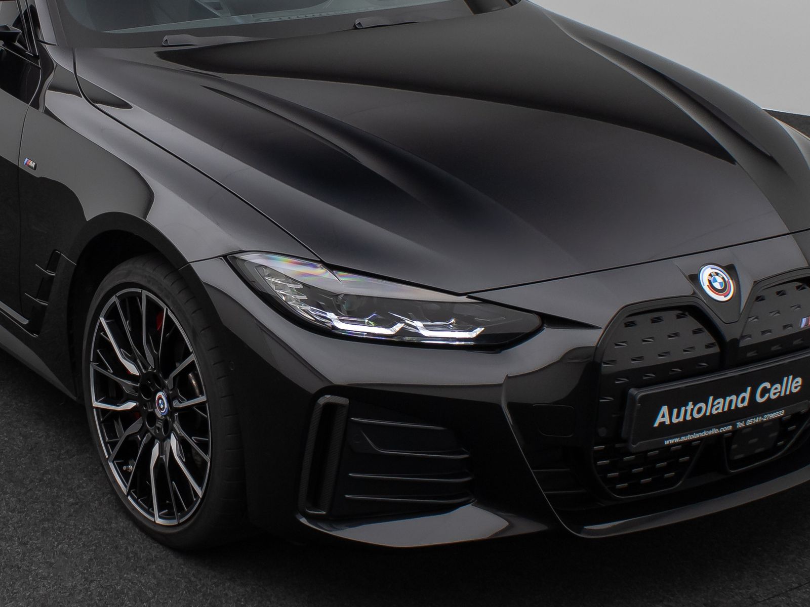 Fahrzeugabbildung BMW i4 M50 Gran Coupé Glasdach Kamera HUD H/K 20Zoll