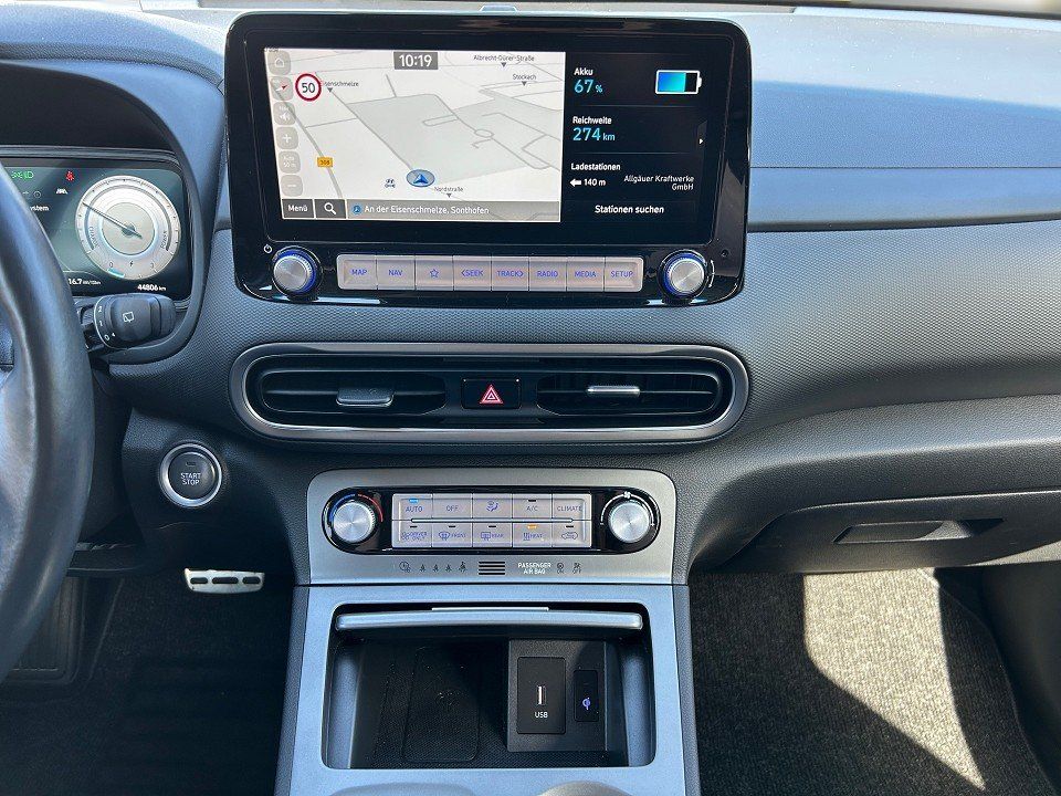 Fahrzeugabbildung Hyundai KONA EV 64kWh PRIME !VOLL! SCHIEBEDACH+LEDER+HUD