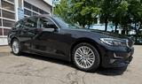 BMW 320 d xDrive Luxury Line STANDH.-LED-LEDER-NAVI - BMW 320 mit Diesel-Antrieb: Leder, Allradantrieb, Kombi