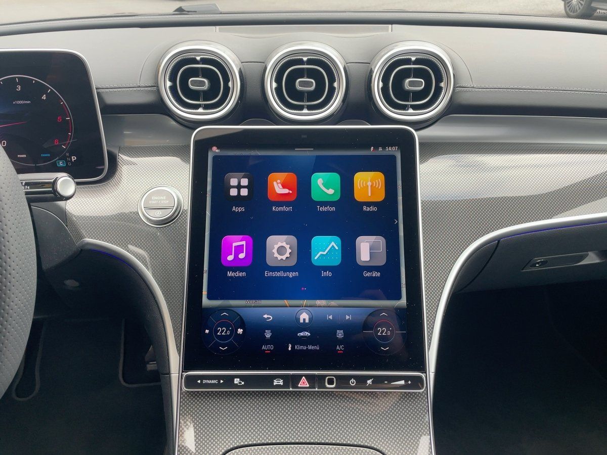 Fahrzeugabbildung Mercedes-Benz C 220 d T-Modell AMG/Night/360°/AHK/18''