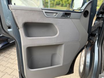 Volkswagen T5 Transporter - 11