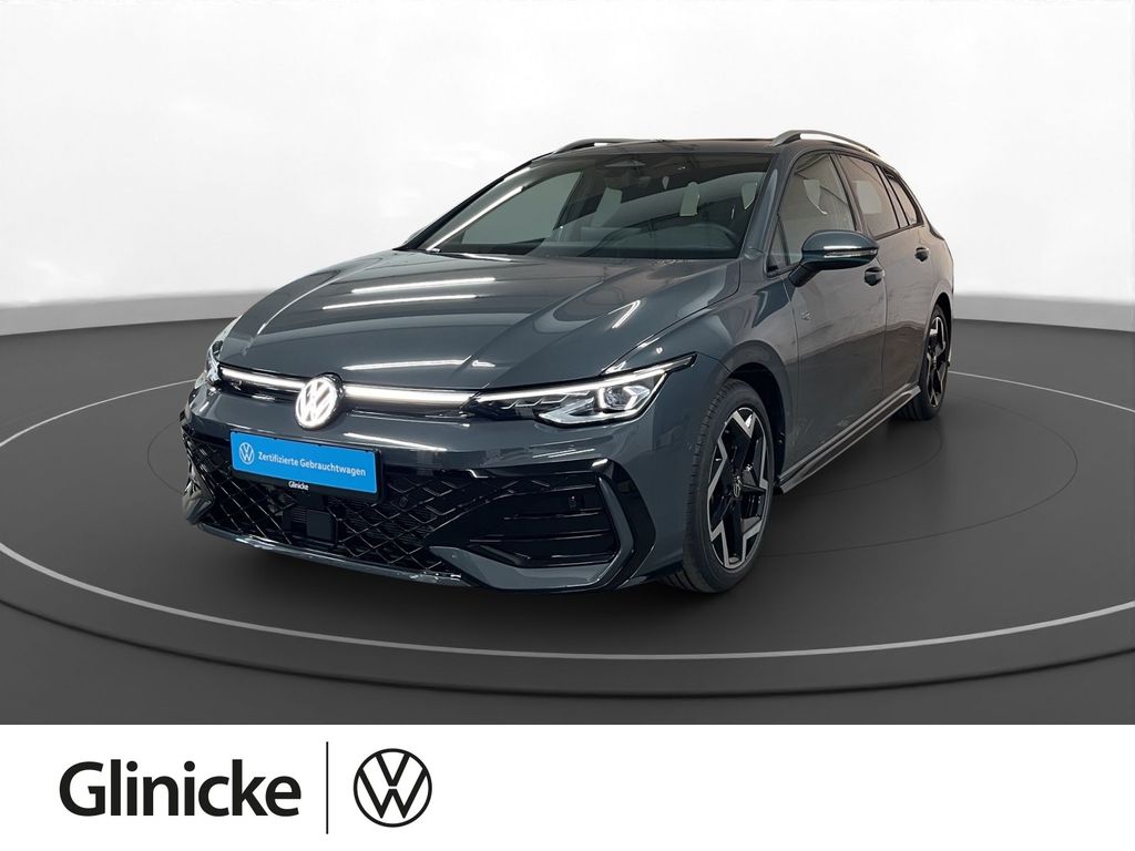 Golf VIII Variant 1.5 TSI R-Line Pano Matrix Nav