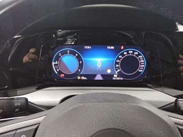 Volkswagen Golf - 8