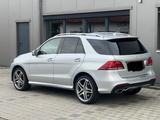 Mercedes-Benz GLE 500 4M/Head-Up/H&K/AMG/ACC/360*Cam/21 Zoll - Mercedes-Benz GLE 500 von privat