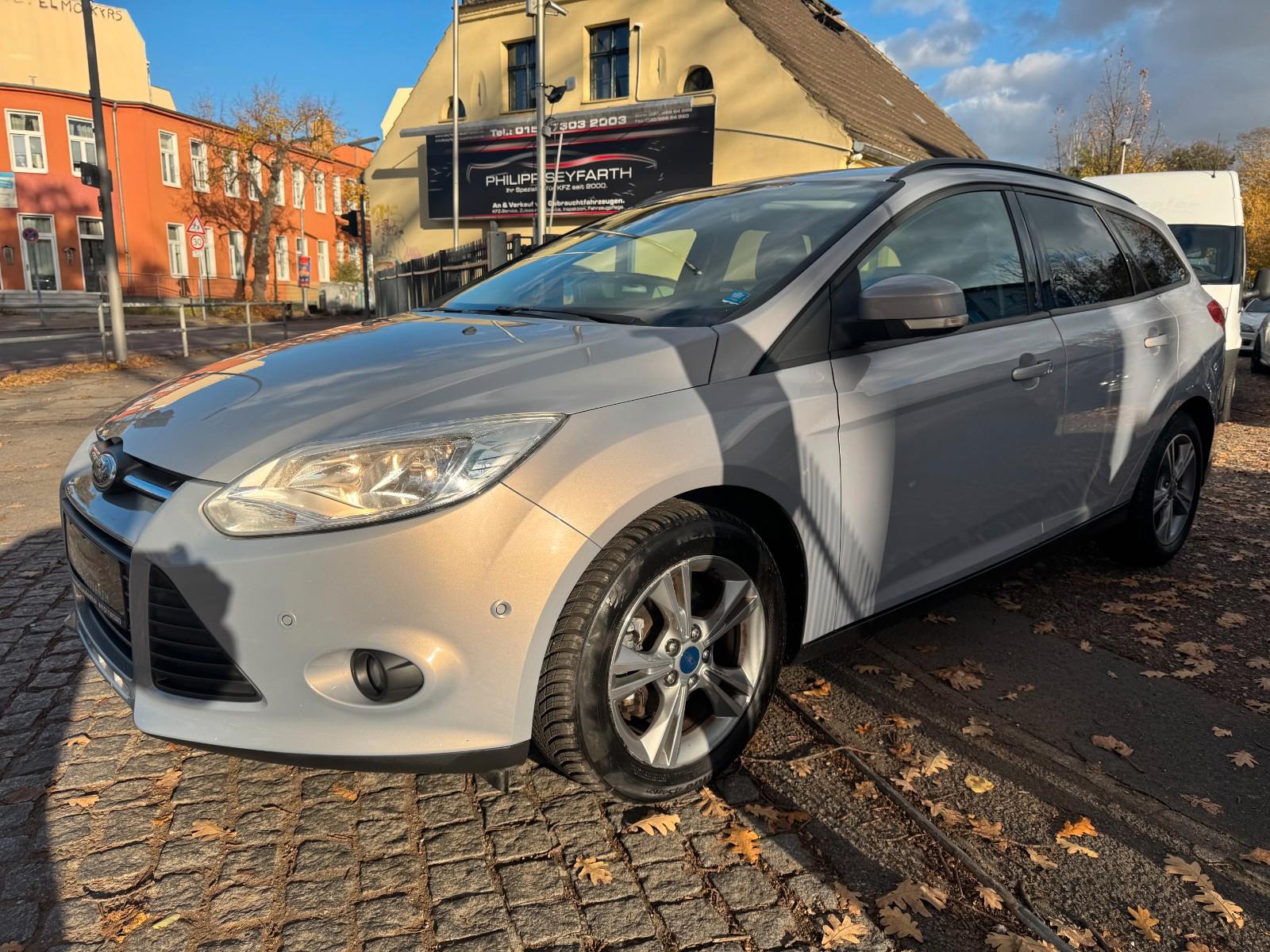 Ford Focus 1,0*2xPDC*SITZHEIZUNG*2.HAND*