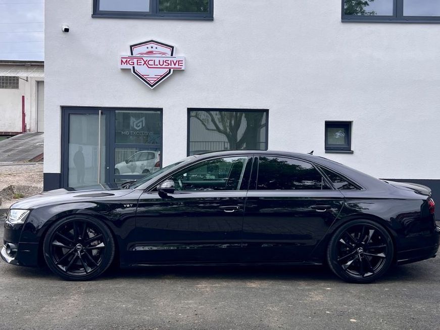 Fahrzeugabbildung Audi S8 4.0 TFSI quattro plus