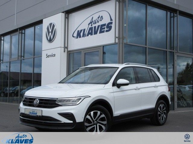 Volkswagen Tiguan - 1