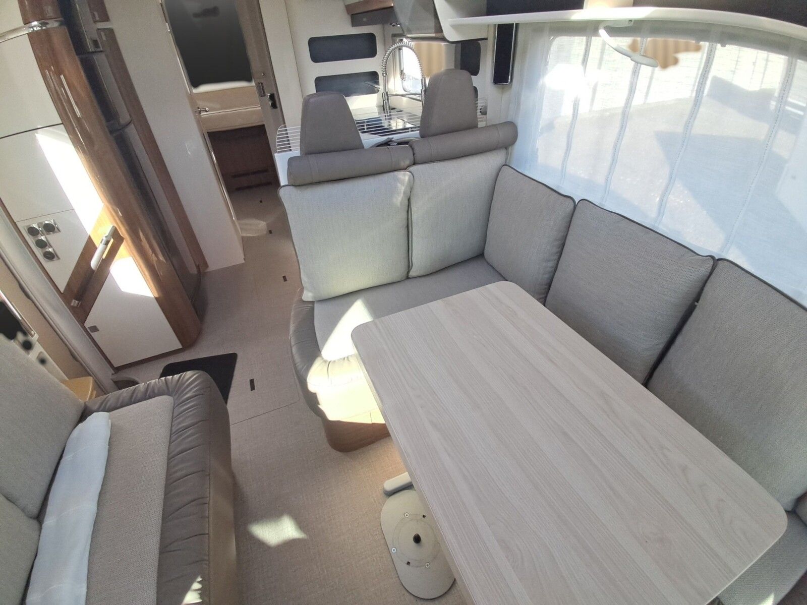 Fahrzeugabbildung Eura Mobil Integra 890 QB SAT,2xTV,2xSolar,Klimaanlage,RK