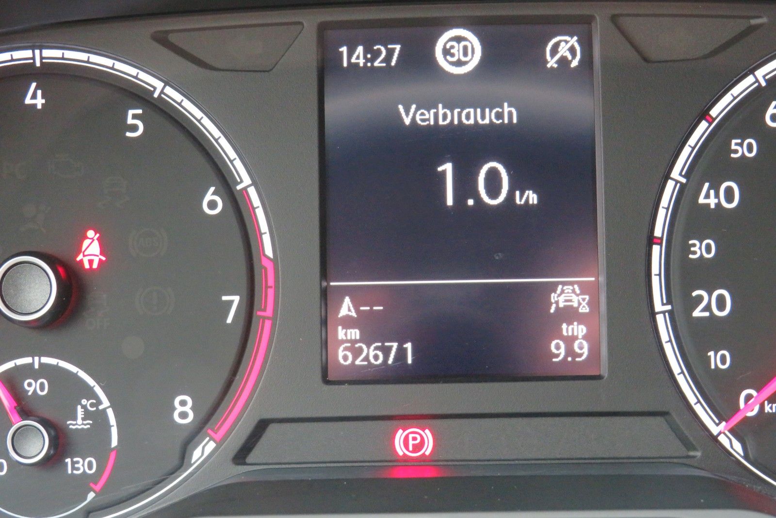 Fahrzeugabbildung Volkswagen T-CROSSLife LED SPORTP. SITZH. NAVI APP "AKTIONS