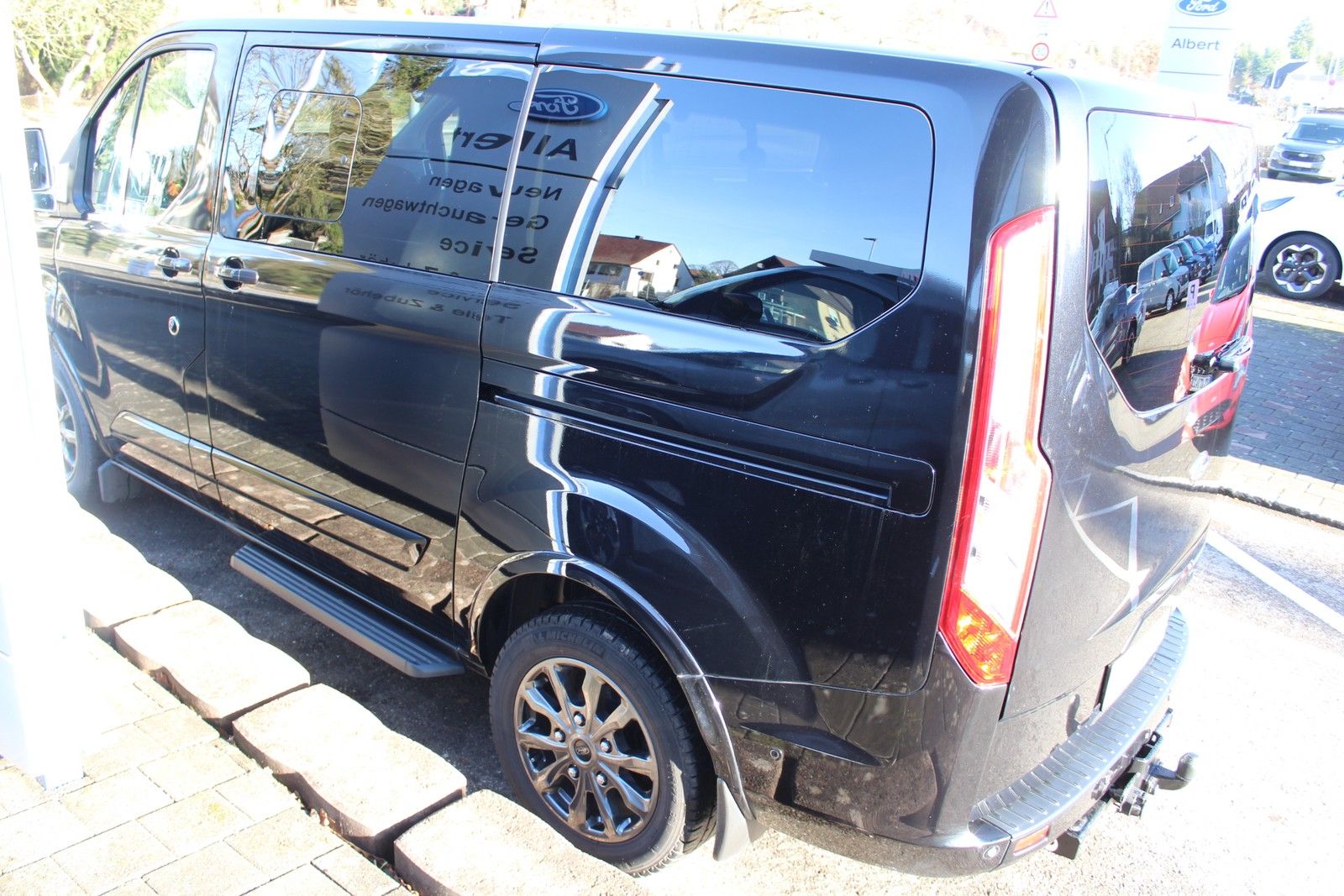 Ford Tourneo Custom Titanium L1 2.0l NAVI TWA AHK foto 3