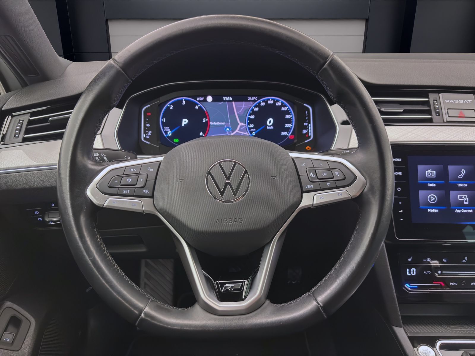 Volkswagen Passat Variant - Bild 12