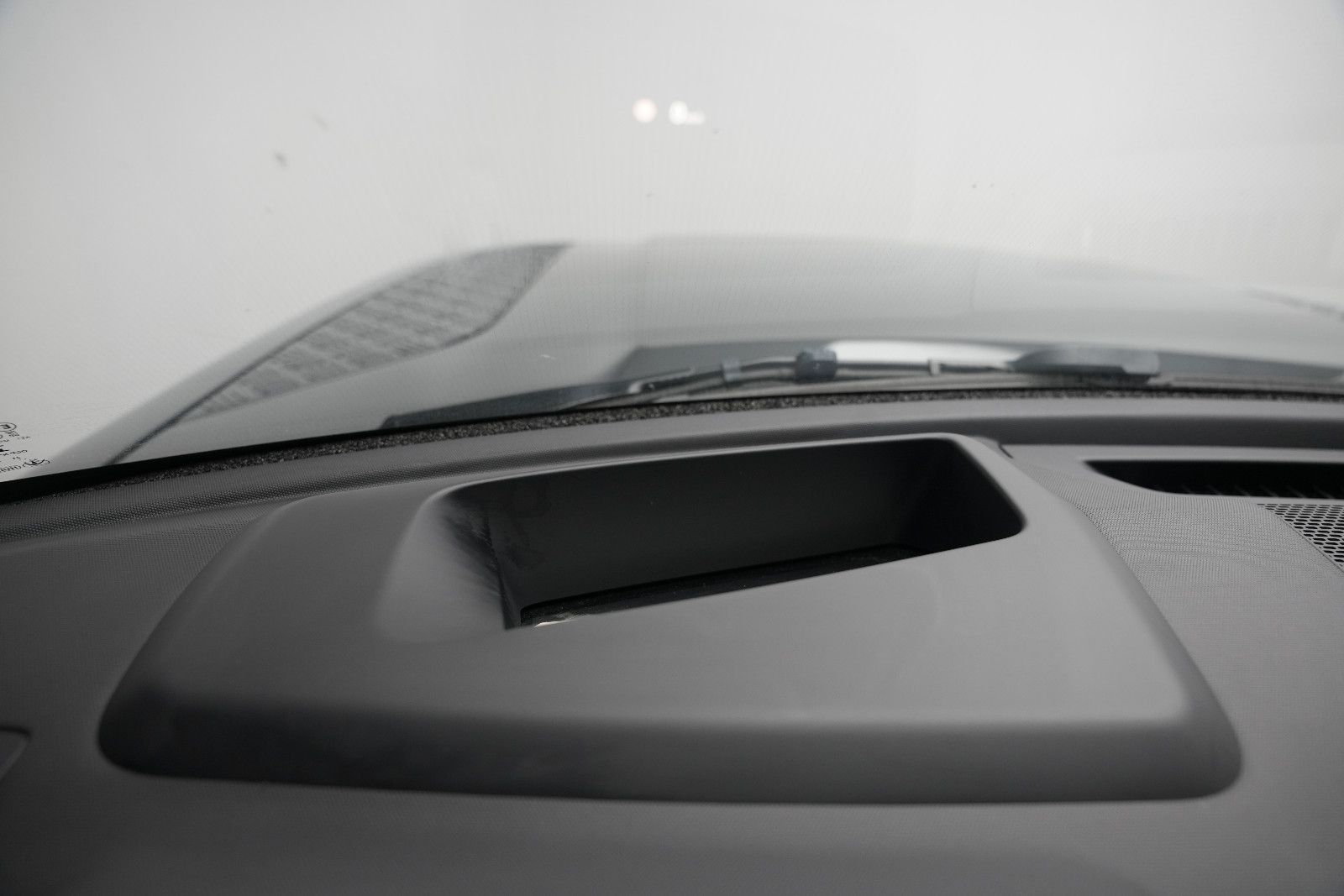 Fahrzeugabbildung Land Rover Defender 110 V8 *Panorama*HUD*Meridian*360°KAM*