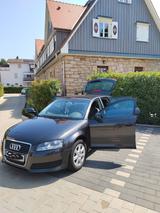 Audi 1. Hand A3 1.4 TFSI Lavagrau Ambiente Sportback