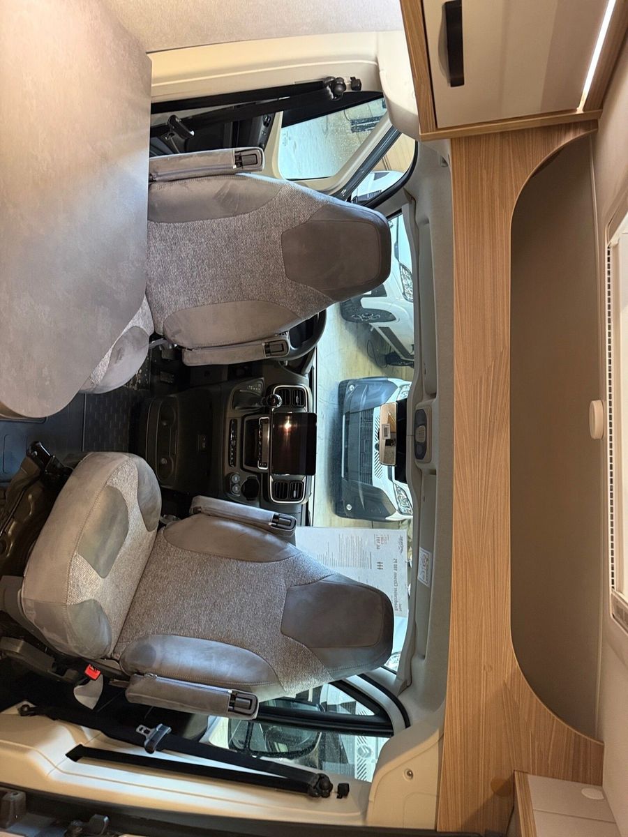 Fahrzeugabbildung Pössl Roadcruiser Citroen 180 PS Autom, 180 PS, LED