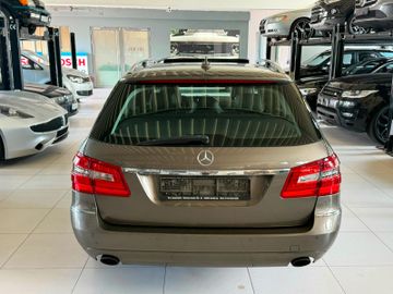 Mercedes E 300 - 7