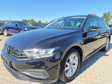 Volkswagen Passat Variant - 1