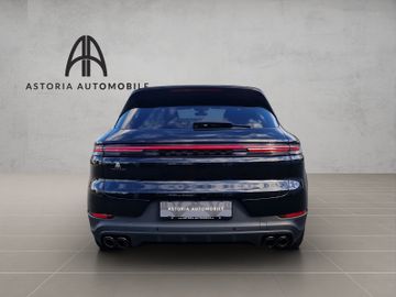 Porsche Cayenne - 3