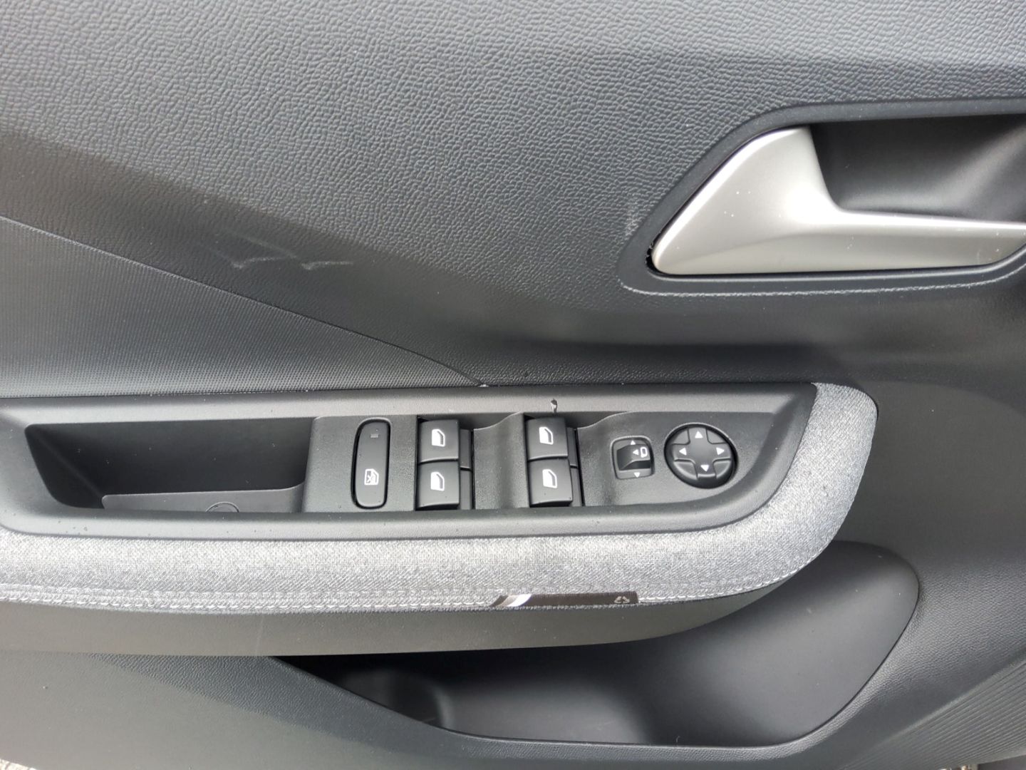 Fahrzeugabbildung Opel Frontera GS Hybrid Tech-P, Allwetter. Sitzh. PDC