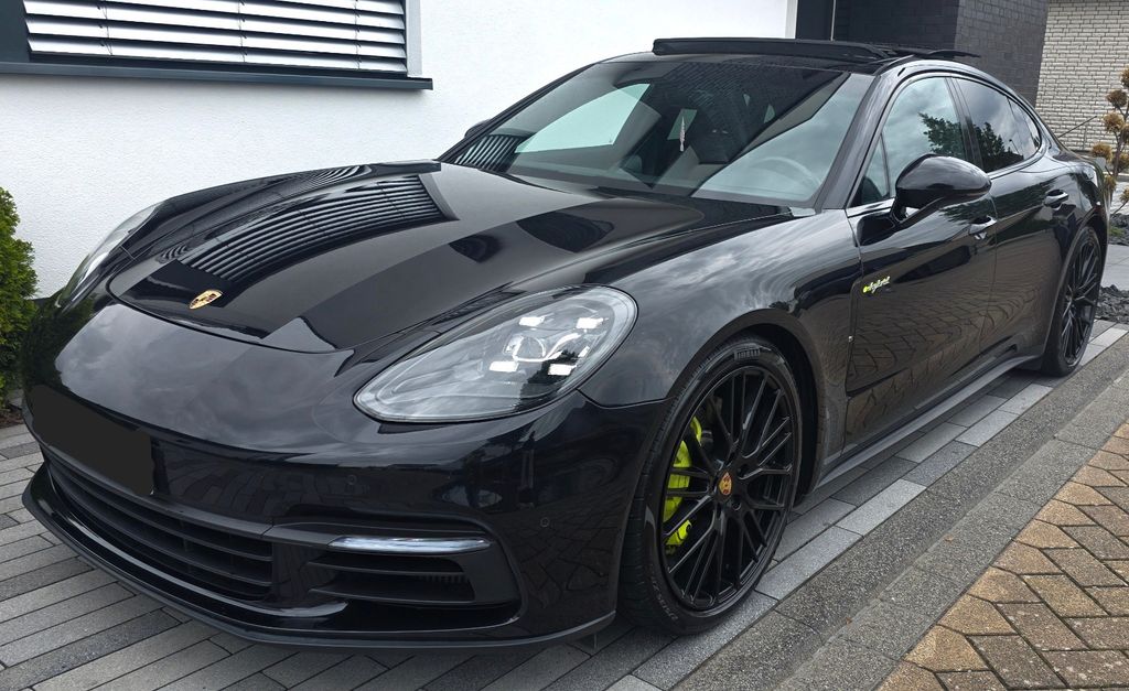 Image of Porsche Panamera