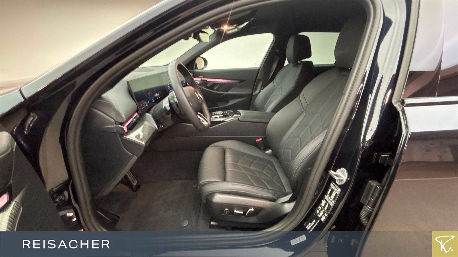 BMW 520d A xDrive Tou M-Sport AHK Stdhzg DA PAProf foto 4