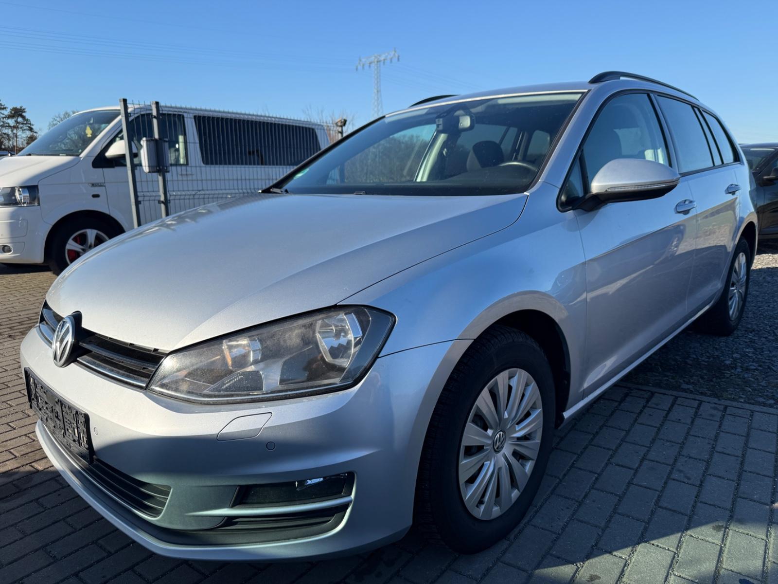 Volkswagen Golf VII Diesel TDI 110 PS TÜV bis Nov. 2027 !