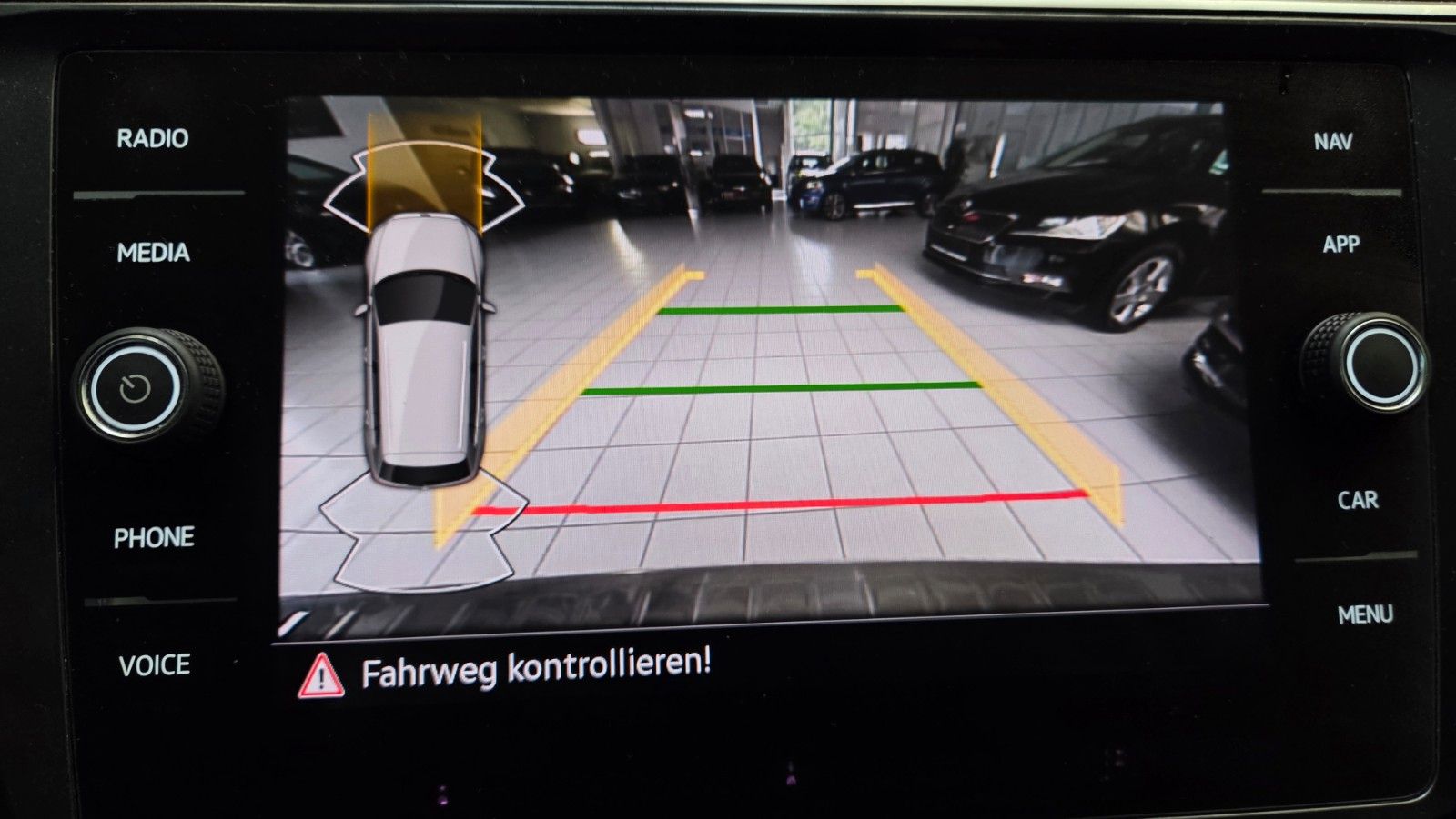 Volkswagen Tiguan Active1.5-150-PS-6G*LED+KAMER+NAV+KLIMMAU foto 24
