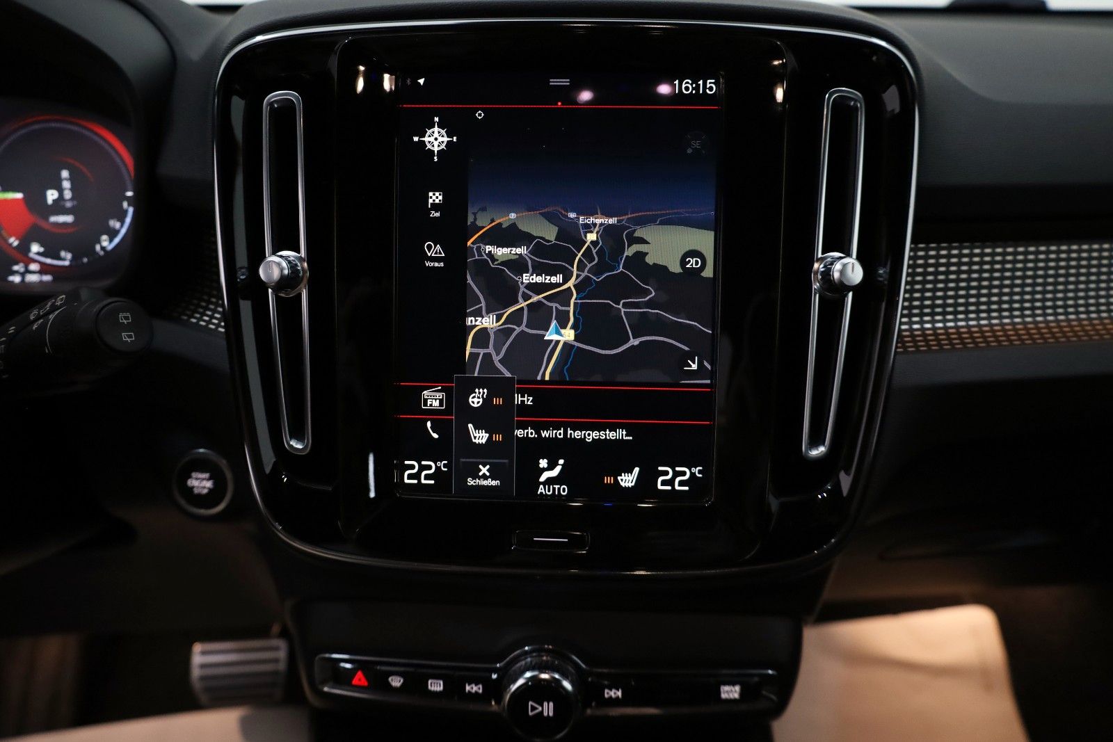 Fahrzeugabbildung Volvo XC40 T5 R Design Recharge Leder,Navi,LED,Kamera