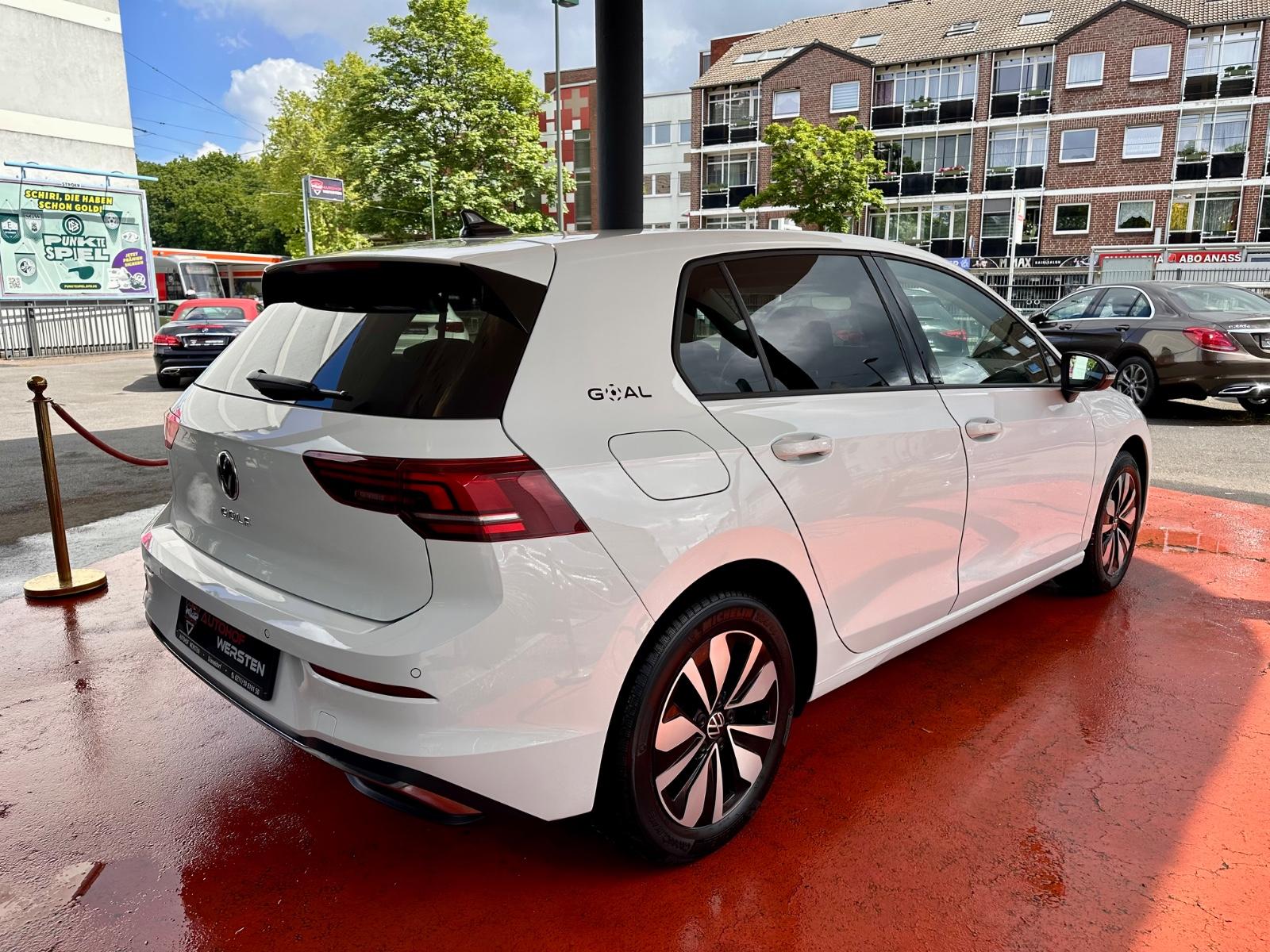Volkswagen Golf VIII Lim. 1.5 TSI 85 kW Goal 1. Hand, миниатюра 3