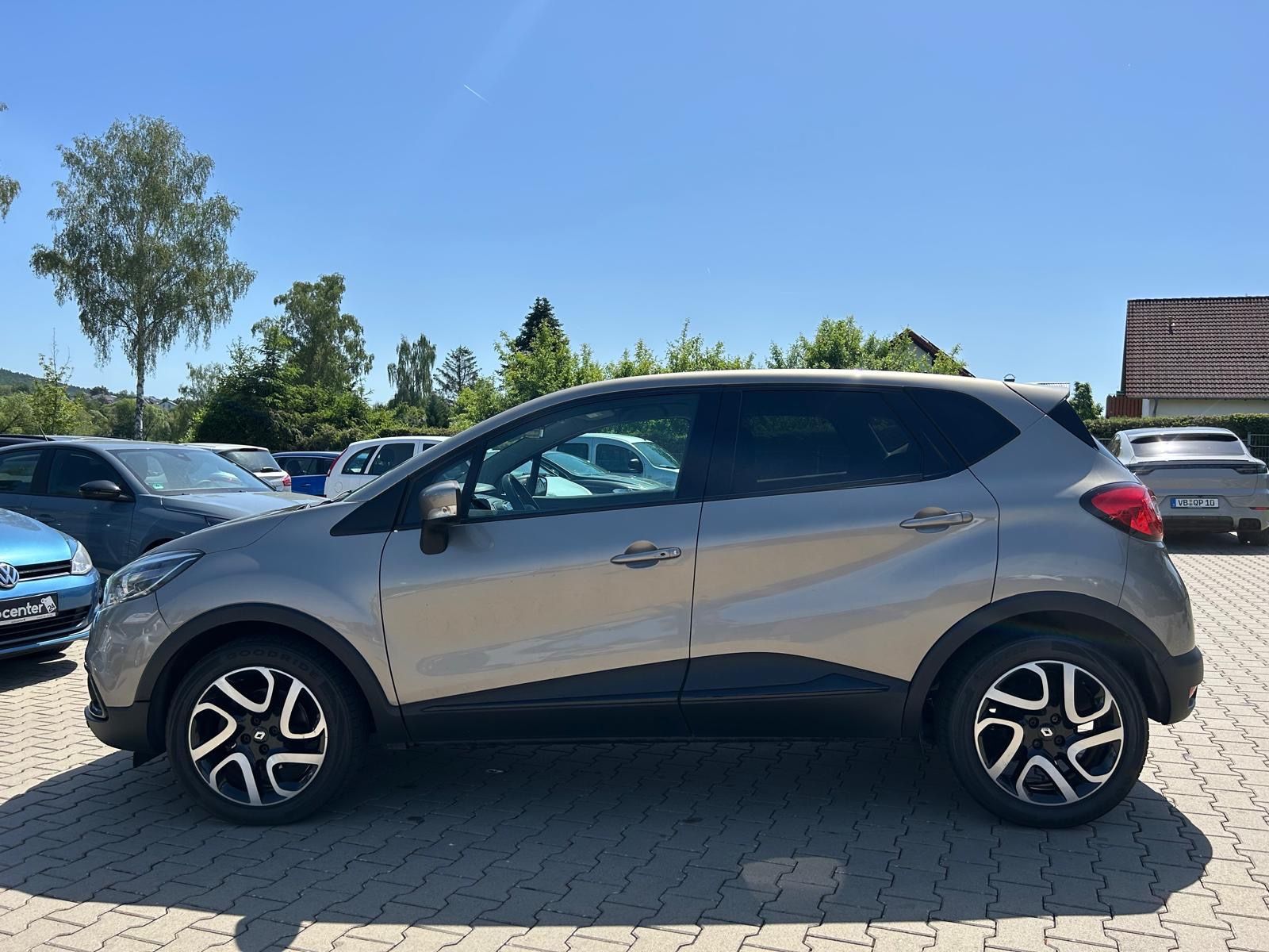 Fahrzeugabbildung Renault Captur Luxe°Automatik°Navi°