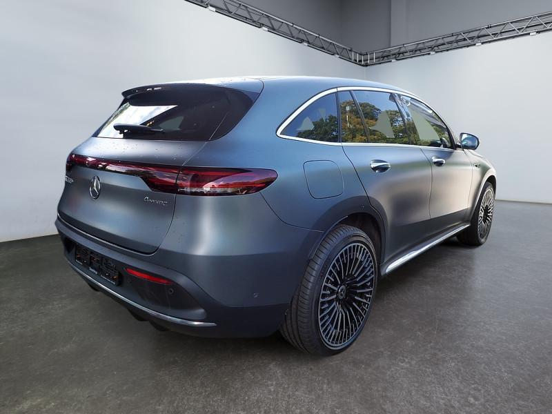 Mercedes-Benz EQC 400 4M AMG AMG MEMO MULTI 360 AHK DISTR SPUR