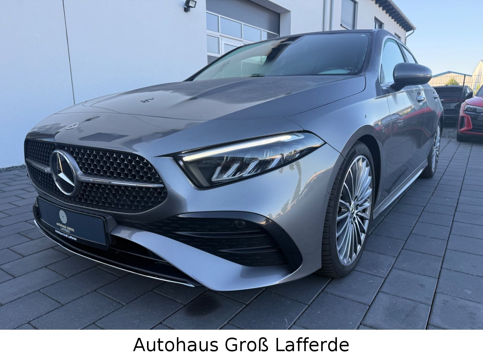 MERCEDES-BENZ A 200 AMG Line Automatik LED SHZ Navi RFK