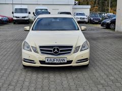 Fahrzeugabbildung E 200 NGT BlueEfficiency NGD