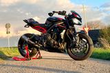 Triumph Street Triple 765 R Custom m. 5000 Euro Umbauten - TRIUMPH CUSTOM
