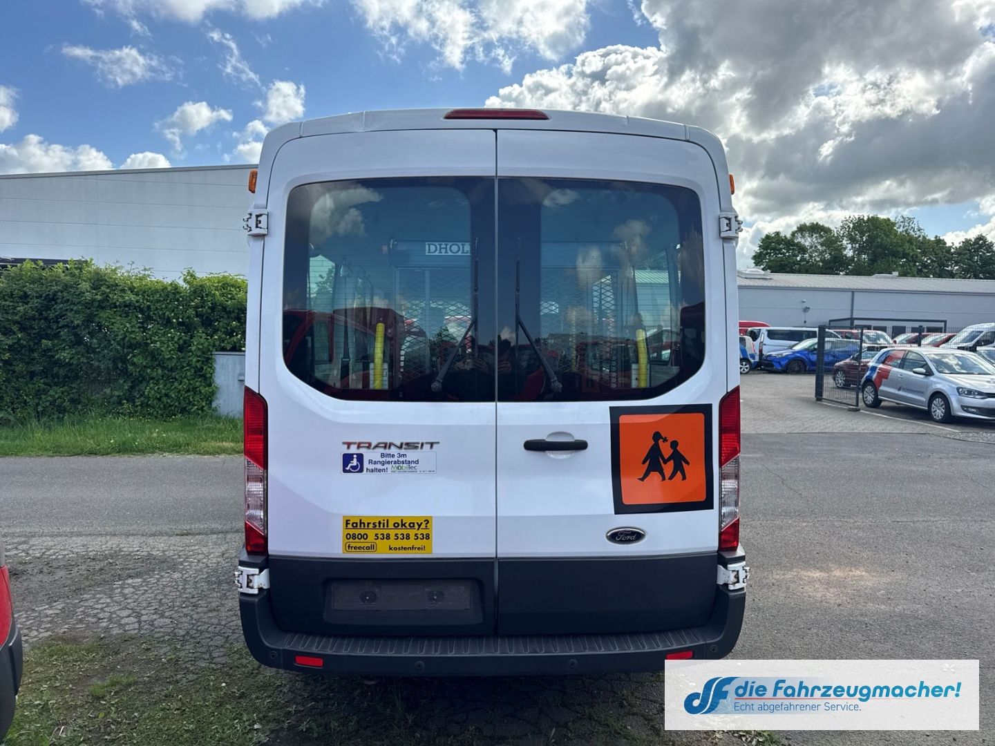 Fahrzeugabbildung Ford Transit Kombi 350 L3 Trend 2.0 TDCi *MOTORSCHADE