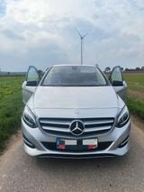 Mercedes-Benz B 200 d 4MATIC DCT - - Mercedes-Benz B 200 Gebrauchtwagen in Karlsruhe
