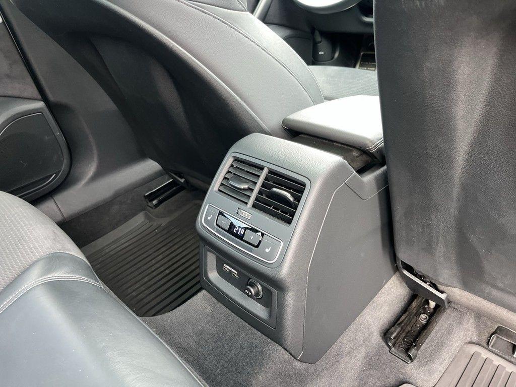 Audi A4 Avant 50 TDI quattro S line Navi Pano Matrix 