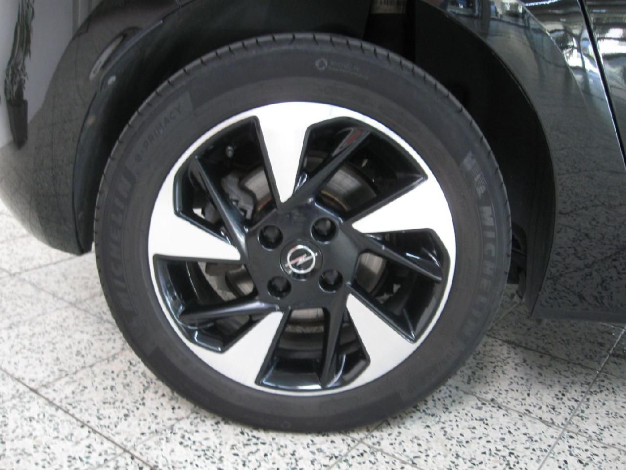 Opel Corsa F e Elegance imagem 3