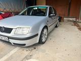 Volkswagen Bora 1.6 Comfortline Comfortline - Volkswagen Bora: Comfortline