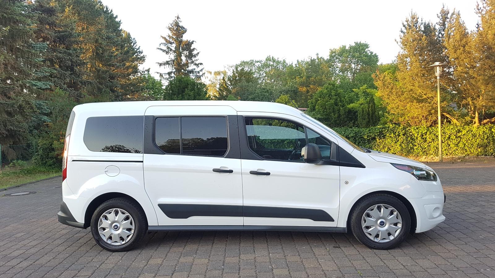 Ford Grand Tourneo Connect 1.5 TDCi 88kW Automat Lang